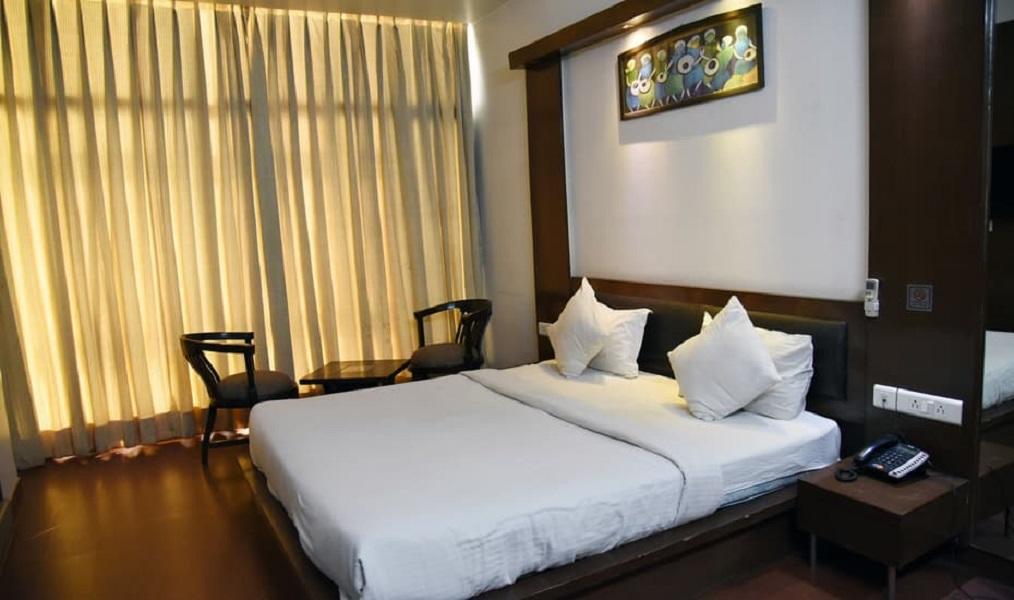 Hotel Parth Inn Ghaziabad Luaran gambar