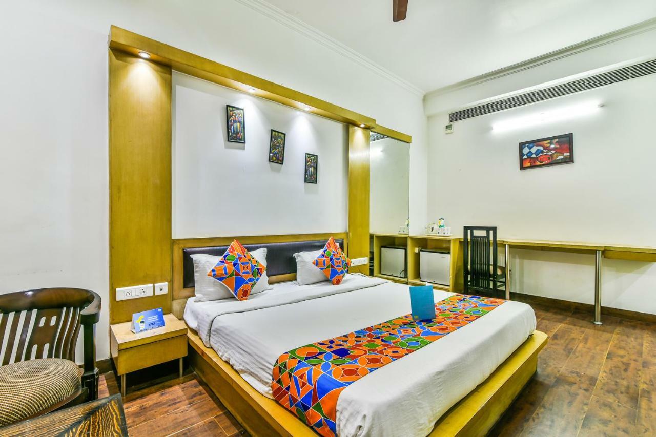 Hotel Parth Inn Ghaziabad Luaran gambar