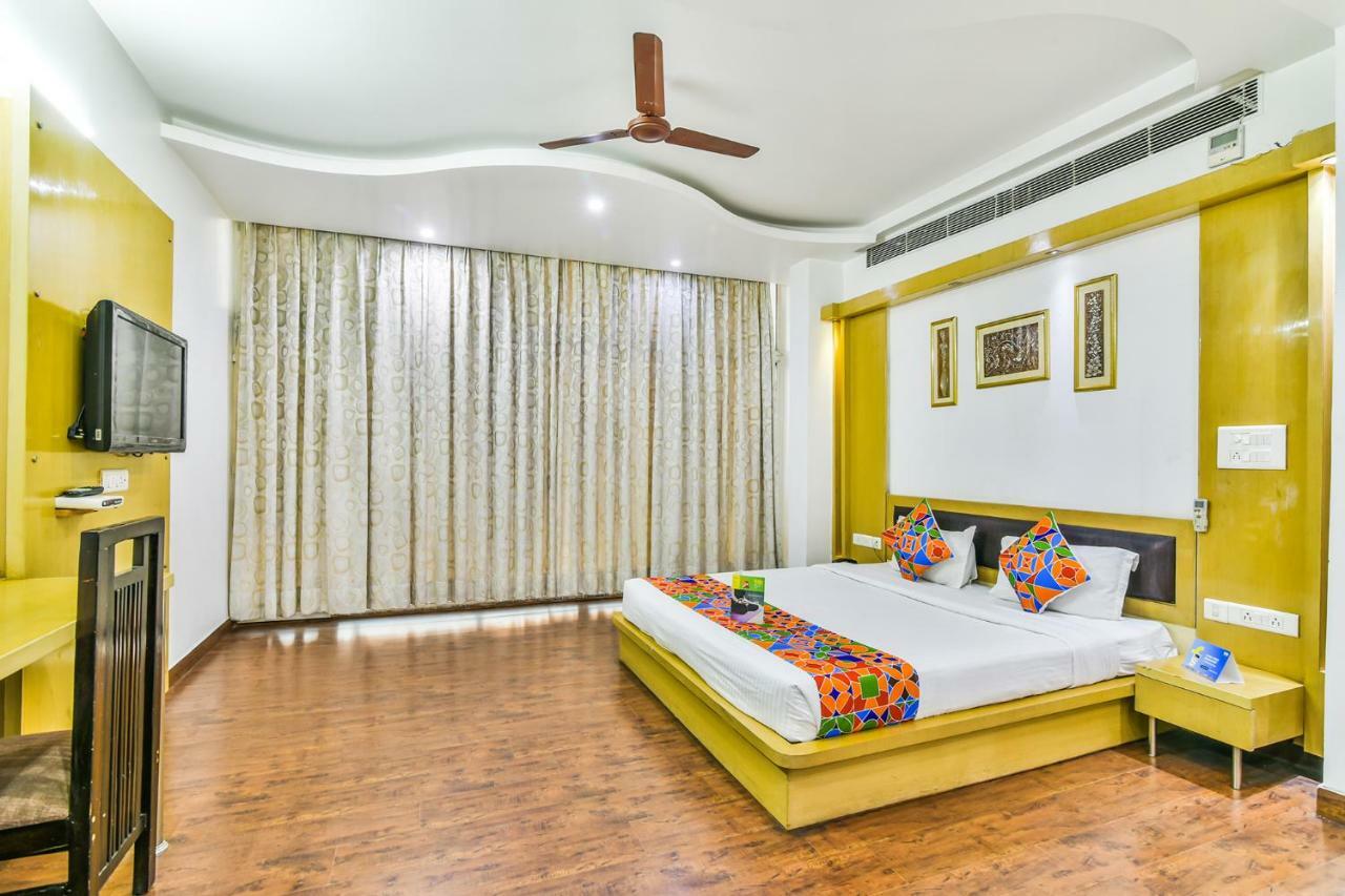 Hotel Parth Inn Ghaziabad Luaran gambar